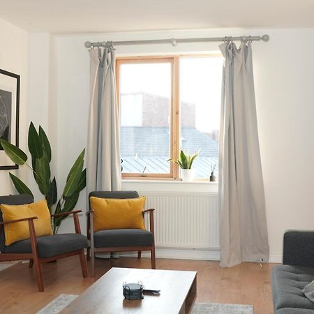 Spacious 4Br 4Ba Gated Townhouse With Balconies, Central Jq Birmingham Luaran gambar