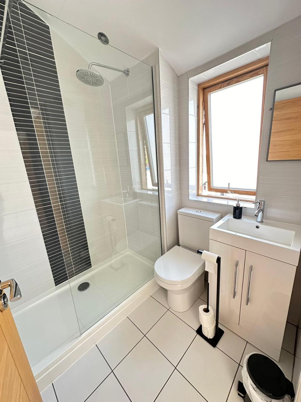 Spacious 4Br 4Ba Gated Townhouse With Balconies, Central Jq Birmingham Luaran gambar