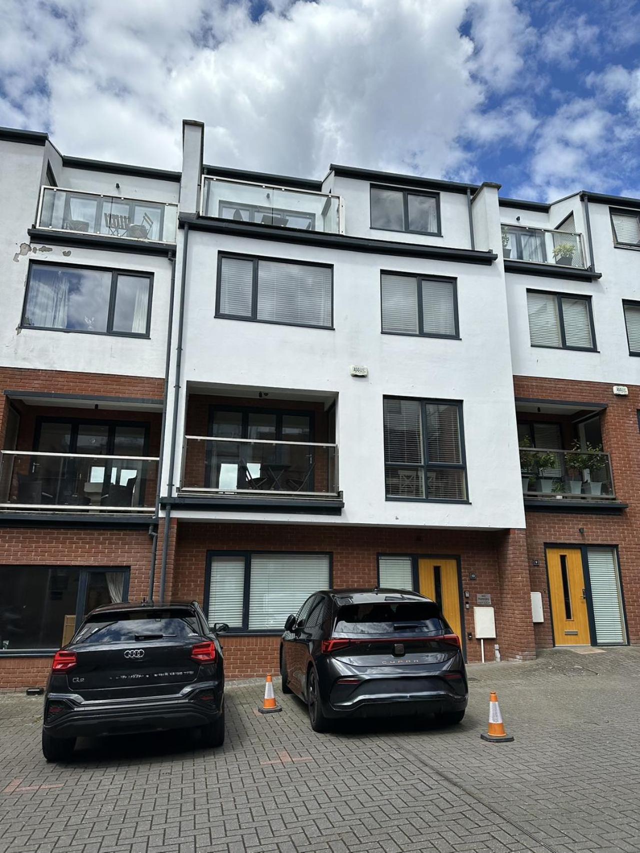 Spacious 4Br 4Ba Gated Townhouse With Balconies, Central Jq Birmingham Luaran gambar