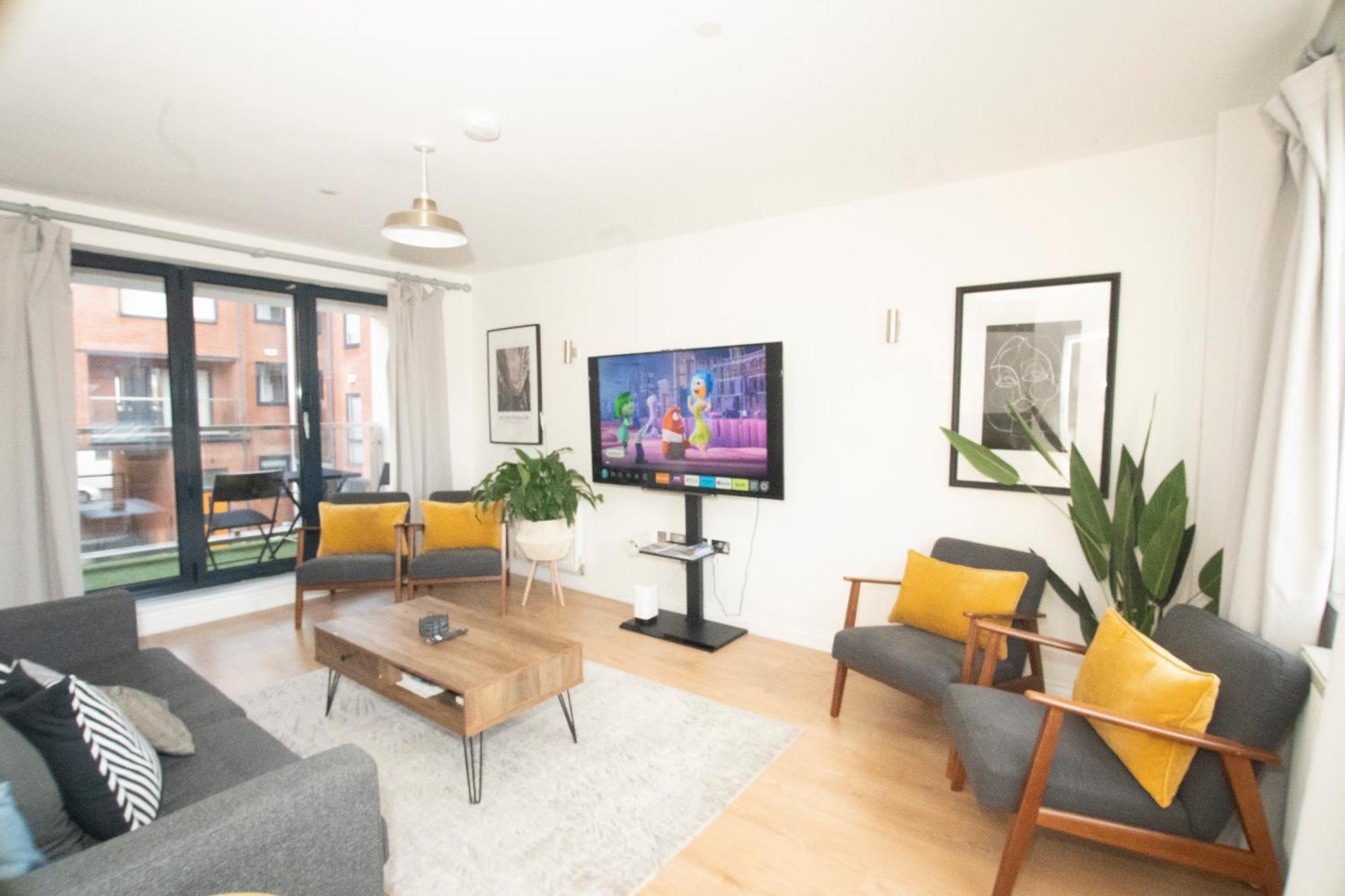 Spacious 4Br 4Ba Gated Townhouse With Balconies, Central Jq Birmingham Luaran gambar