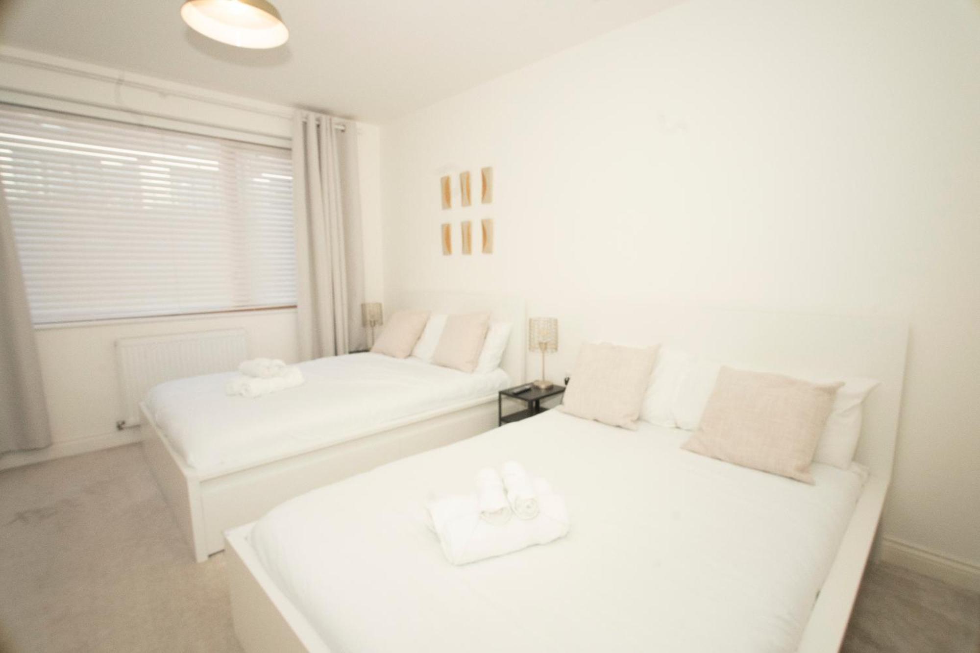 Spacious 4Br 4Ba Gated Townhouse With Balconies, Central Jq Birmingham Luaran gambar