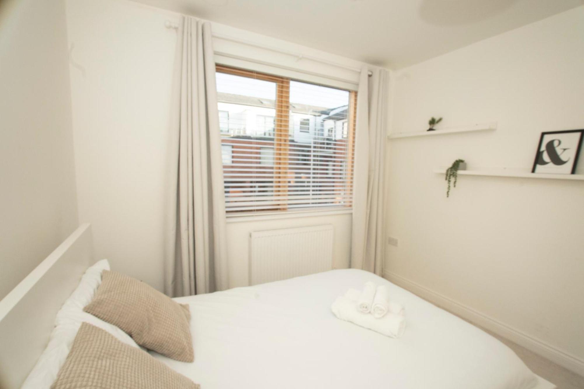 Spacious 4Br 4Ba Gated Townhouse With Balconies, Central Jq Birmingham Luaran gambar